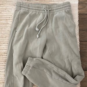 ARITZIA BOYFRIEND JOGGERS